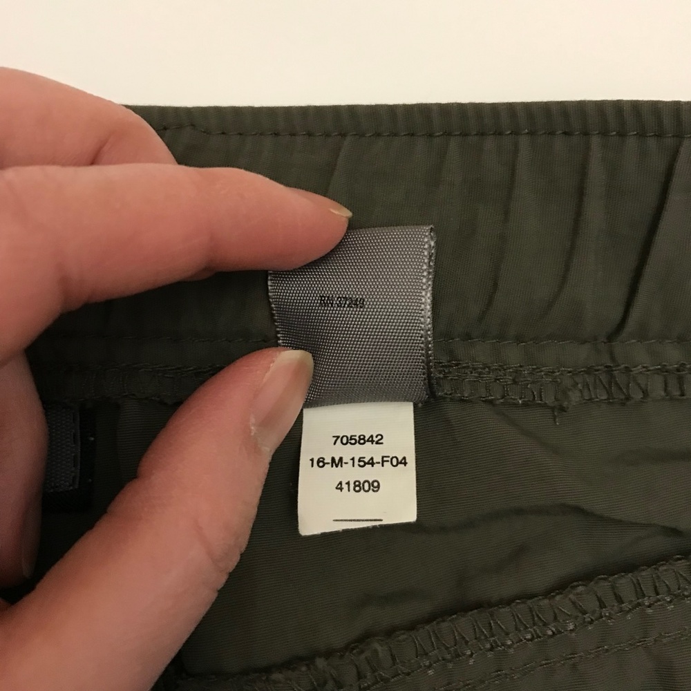 REI Men's Convertible Green Cargo Pants Size 38 - Picture 5 of 12